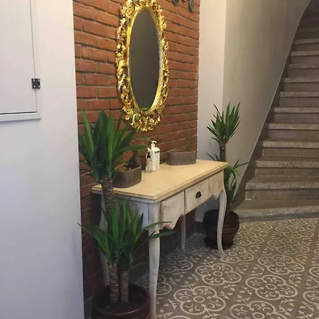 Ozcans Pera Flats 3 *