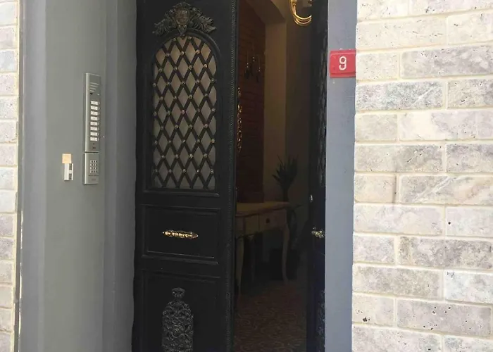 아파트 Ozcans Pera Flats 3 *